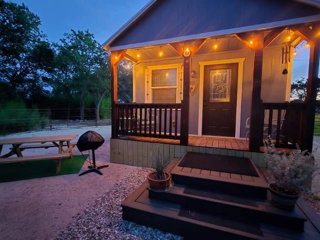 606 Blessing Ranch Rd in Liberty Hill, TX - Building Photo - Building Photo