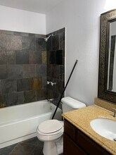 225 E 8th Ave, Unit D10 in Longmont, CO - Building Photo - Building Photo