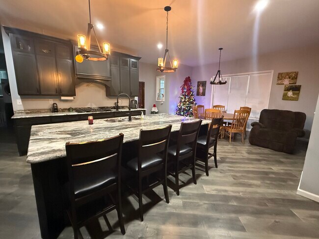 439 Chloe Rd in Pikeville, KY - Building Photo - Building Photo