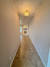 300 Western Sky Trail in Jarrell, TX - Foto de edificio - Building Photo