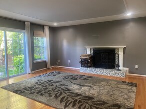 5 Azalea Ct in Barnegat Township, NJ - Building Photo - Building Photo