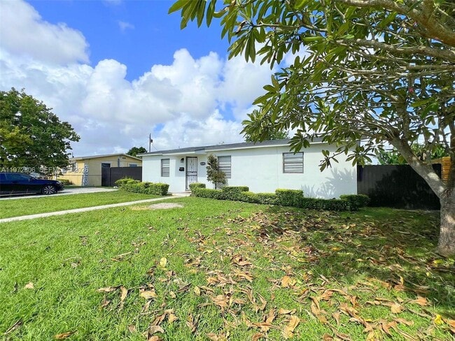 10355 SW 149th Terrace in Miami, FL - Building Photo - Building Photo