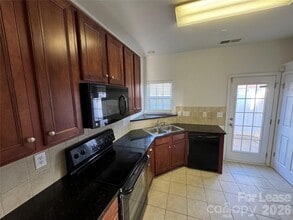 12069 Stratfield Pl Cir in Pineville, NC - Building Photo - Building Photo