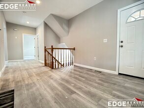 40 Long Ave, Unit 2 in Boston, MA - Building Photo - Building Photo