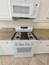 1468 Burns Ln in San Jacinto, CA - Building Photo - Building Photo