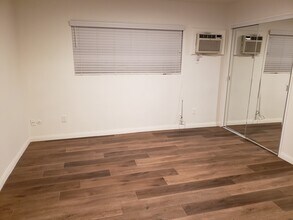 1833 N Edgemont St in Los Angeles, CA - Building Photo - Building Photo