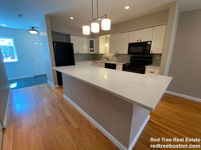 property at 1400 Lagrange St