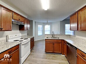 75 Windward Dr in Covington, GA - Foto de edificio - Building Photo