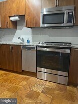 1301 Delaware Ave SW