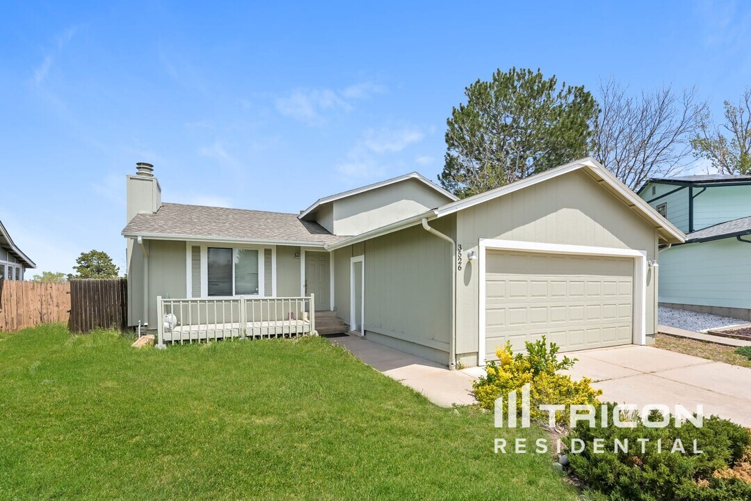 3526 S Norfolk Way in Aurora, CO - Building Photo