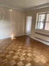 105 Wakefield Ave in Yonkers, NY - Building Photo - Building Photo