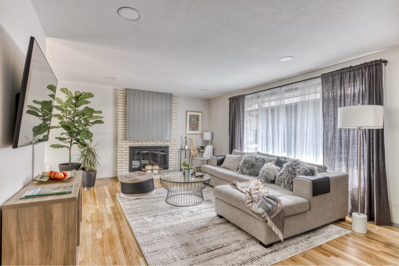 9035 SW Monterey Pl in Portland, OR - Building Photo