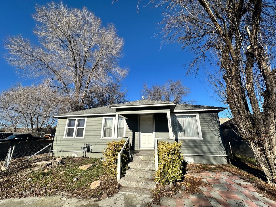 2435 Orchard Ave in Klamath Falls, OR - Building Photo