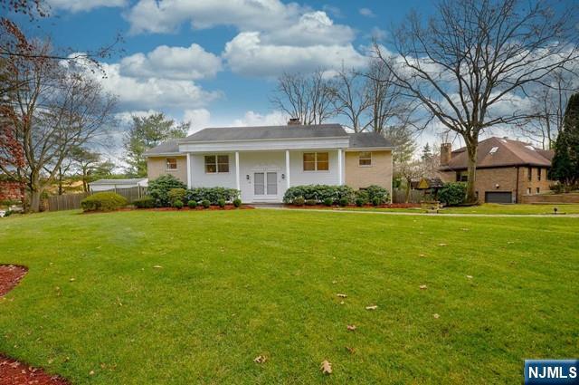 property at 589 Barr Ct