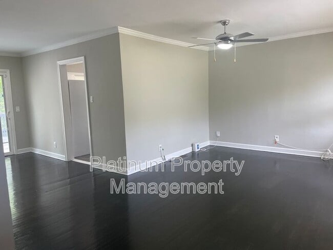 3485 Maplehurst Dr in Decatur, GA - Building Photo - Building Photo