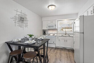 928 W Browning St in Appleton, WI - Building Photo - Building Photo