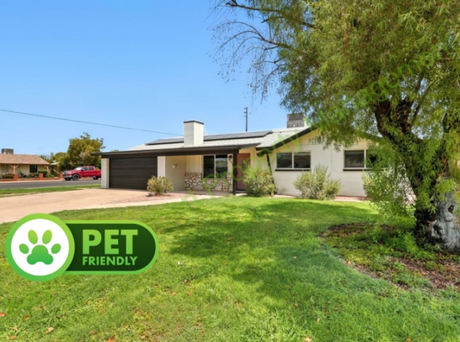property at 591 N Cheri Lynn Dr