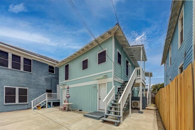 1708 19th St in Galveston, TX - Building Photo - Building Photo