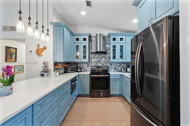 property at 2900 Whitehead St