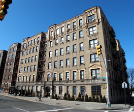 3065 Grand Concourse in Bronx, NY - Building Photo - Building Photo