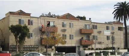 Rampart Village Villas in Los Angeles, CA - Building Photo - Building Photo