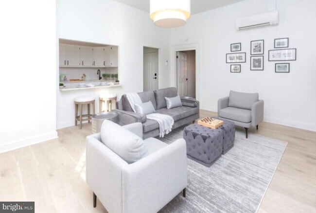 property at 840 Park Ave
