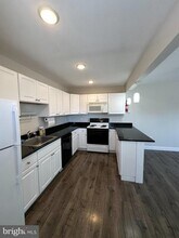 25 W 5th Ave in Collegeville, PA - Building Photo - Building Photo