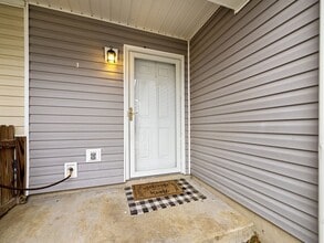 4 S Onsville Pl in Jacksonville, NC - Building Photo - Building Photo