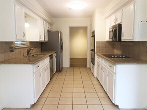 15310 Glenwood Park Dr in Houston, TX - Building Photo - Building Photo