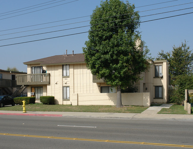 7851 Hazard Ave in Westminster, CA - Building Photo - Building Photo