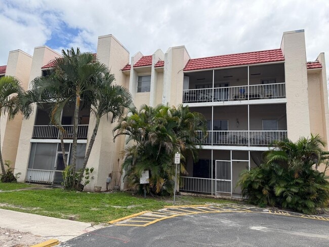 610 NW 13th St
