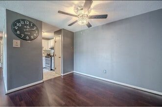 341 Pawtucket Blvd in Lowell, MA - Foto de edificio - Building Photo