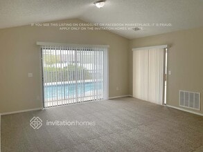 611 Moss Park Ct in Kissimmee, FL - Foto de edificio - Building Photo