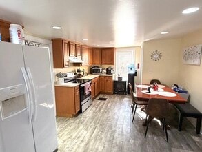 75 Lincoln St in Waltham, MA - Building Photo - Building Photo