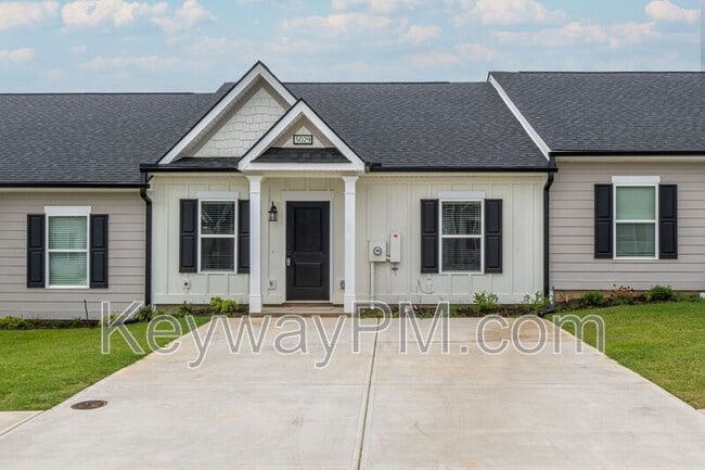 property at 5029 Greer Dr