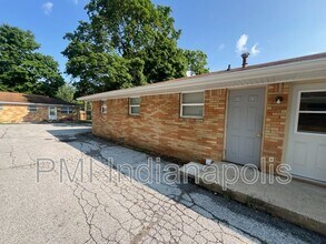 228 S Green St in Brownsburg, IN - Building Photo - Building Photo