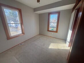 244 S 10th St in Wood River, IL - Building Photo - Building Photo