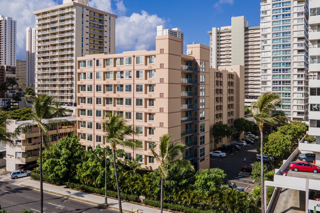 Ainahau Vista in Honolulu, HI - Foto de edificio