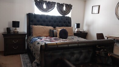 12745 W Wakefield Dr in Beach Park, IL - Building Photo - Building Photo