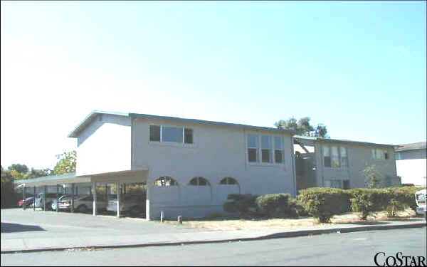 930-944 Sunset Ave in Santa Rosa, CA - Building Photo - Building Photo