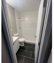 210 Parker Hill Ave, Unit H-4 in Boston, MA - Foto de edificio - Building Photo