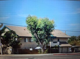 101 W Olive Ave in La Habra, CA - Building Photo