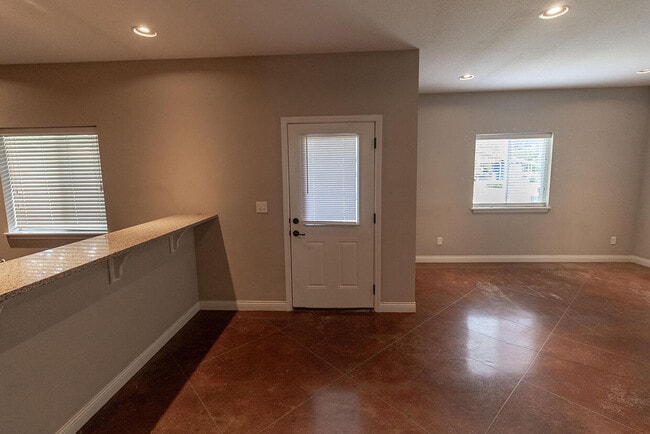 1413 Paris Rd in Columbia, MO - Building Photo - Building Photo