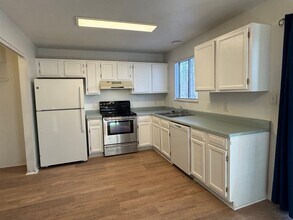 460 1/2-432 1/8 32 1/8 Rd in Clifton, CO - Building Photo - Building Photo