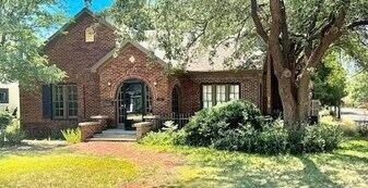 2915 21st St in Lubbock, TX - Building Photo