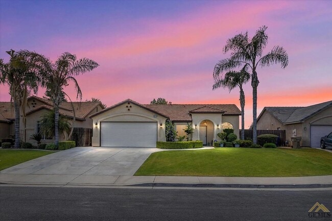 property at 5615 Windward Bay Ct