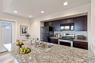 Vivienne Townhomes in Twin Falls, ID - Building Photo - Building Photo