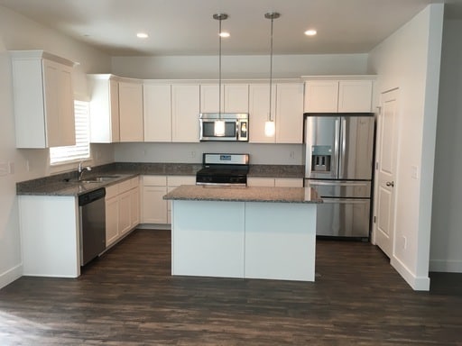 14713 Rising Star Way in Bluffdale, UT - Building Photo - Building Photo
