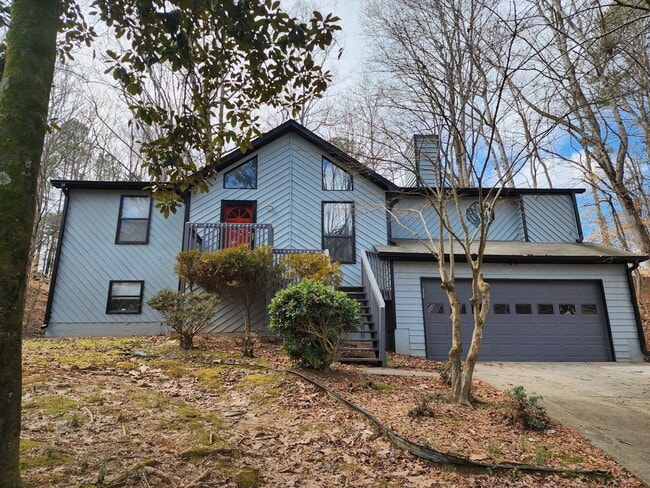 property at 836 Sunset Ct NW