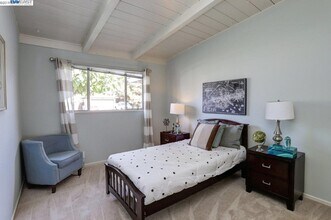 43437 Newport Dr in Fremont, CA - Building Photo - Building Photo